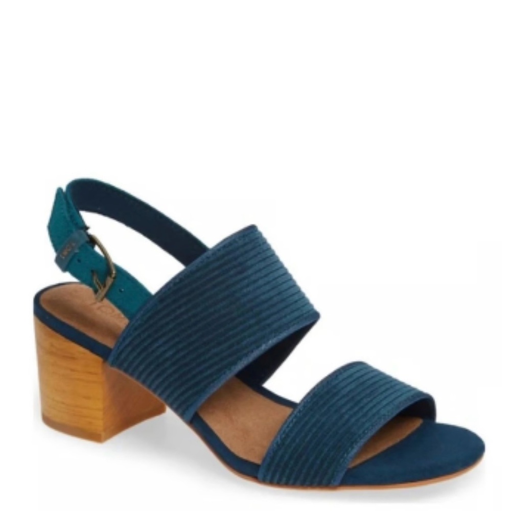 NWT - Tom’s. Women's Corduroy Blue Strappy Sandals